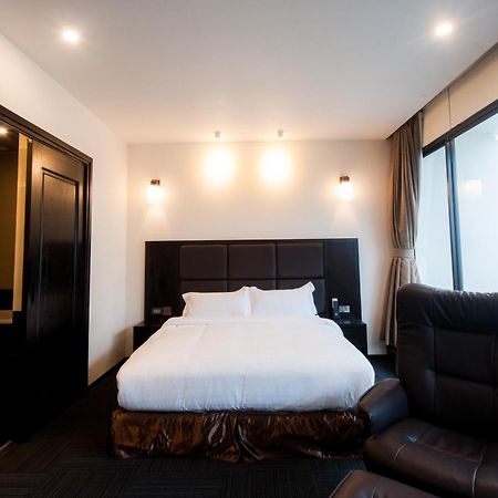Sakura Hotel Ханой Стая снимка