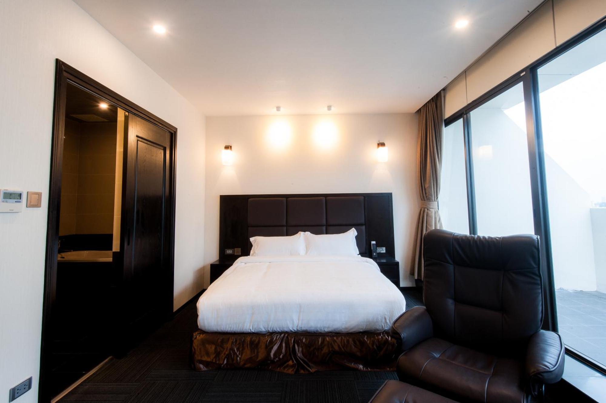 Sakura Hotel Ханой Стая снимка